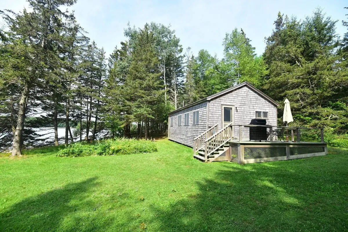 Cottage on Northwest Harbor — rear exterior